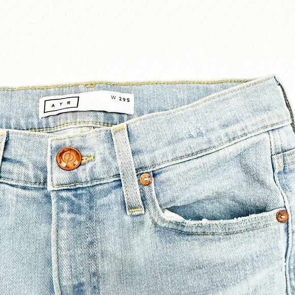 AYR The Sugar Straight Leg Light Wash Denim Jeans Ripped Size 29 Short MINT - Picture 6 of 10